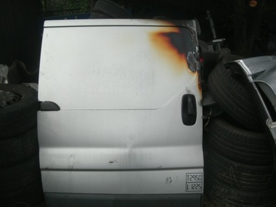 Двері бічний зсувні renault trafic vivaro 01-14 фото №1