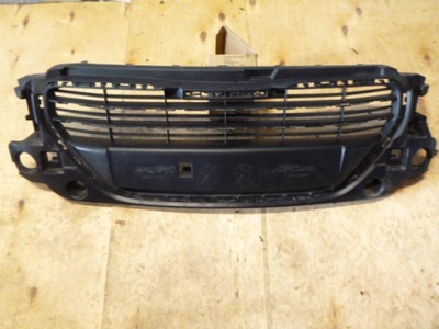 Peugeot 301 решітка радіатора решітка радіатора бампера фото №1