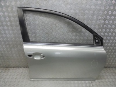 Двері правий перед toyota avensis t25 1c0 фото №1