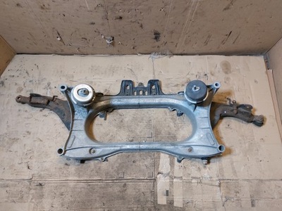 Підрамник балка перед lexus is250 фото №1