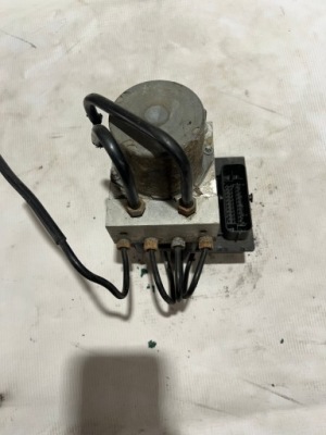 Citroen c8 насос abs 1401259580 фото №1