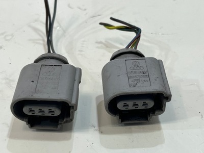 Штекер колодка audi a7 c7 8k0973703d фото №1