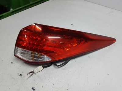 Hyundai i40 11-14r kombi лампа led правая задняя задняя фото №1