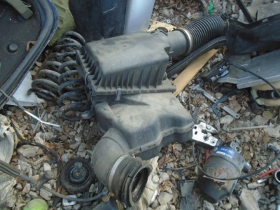 Bmw e31 840i корпус фільтра труба 1702194 повітря фото №1