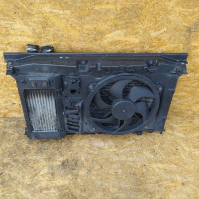 Citroen c4 picasso 1.6 hdi радіатор pas передній фото №1