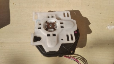 Toyota hilux vii 2005-2015 механізм моторчик l фото №1