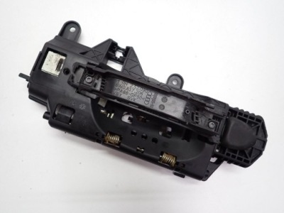 Ручка каркас дверей правий задній 8w0837206 audi a4 b9 8w 17r фото №1