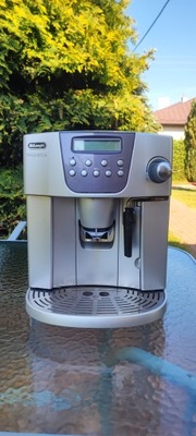 Ekspres do kawy Delonghi ESAM 4400