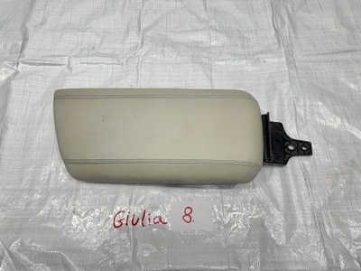 Alfa romeo giulia подлокотник фото №1