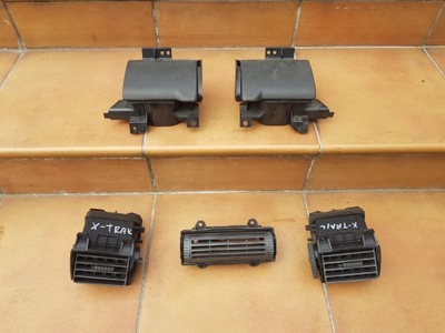 Nissan x-trail t30 решітка обдув фото №1