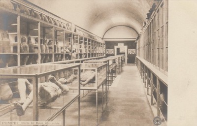 407.Włochy Pompeje,Wnętrze Muzeum,Przedwojenna Pocztówka