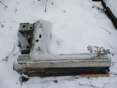 Audi a4 b8 - порог левый ,блок двигателя фото №1