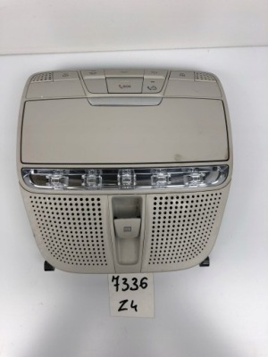 Лампа стельовий mercedes e klasa a0009006317 фото №1