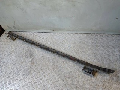 Swift mk7 10-17 молдинг поріг права 5двері фото №1