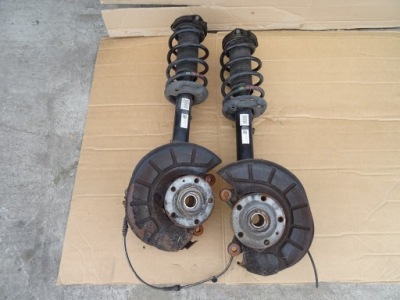 Vw caddy поворотный кулак перед левая 2k5413031 фото №1