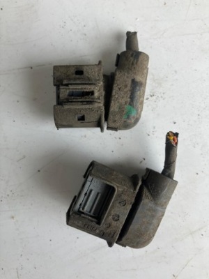 Штекер тормоза ручного peugeot 308 t9 фото №1