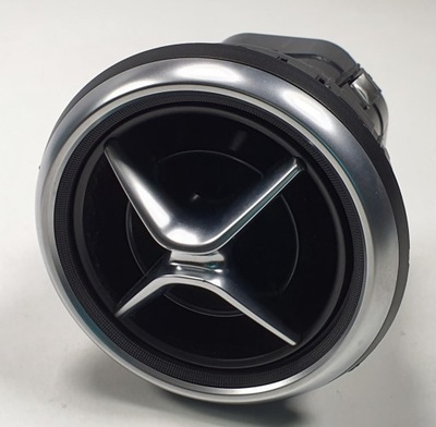 Решётка обдув mercedes w176 a1768300754 фото №1