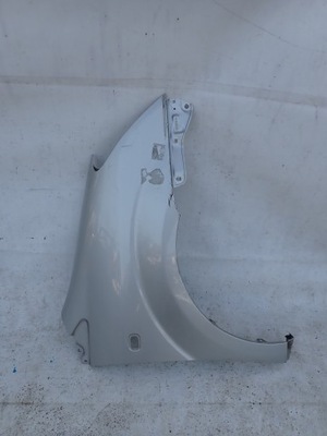 Toyota corolla verso 04- крила правий перед передній фото №1