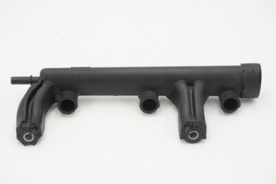 Молдинг упорскування citroen c3 9816955780 фото №1