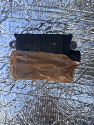 Mercedes радар датчик a0009006314 фото №1