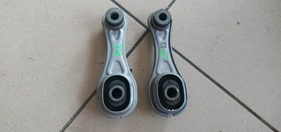 Подушка двигуна кронштейн renault twingo iii 113603972r фото №1