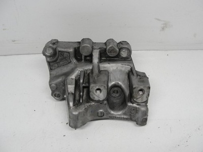 Кронштейн подушка двигуна ford s-max 2.2 tdci фото №1