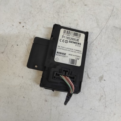 Зчитувач карта карта renault scenic ii megane s118539002e 8200125077 фото №1