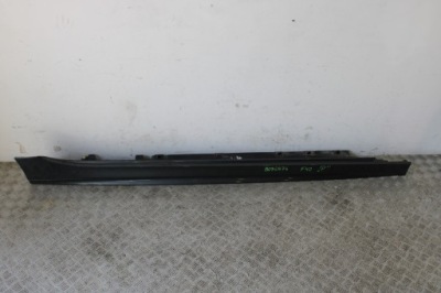 Накладка порог порог правый  bmw 1 f40 8072574 фото №1