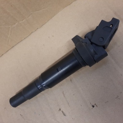 Bmw e90 e91 e87 котушка запалювання e2019102143 фото №1