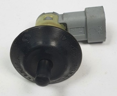 Датчик кінцевий двері renault trafic 2 фото №1