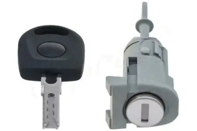 Вкладка замка 113 571 topran vw bora фото №1