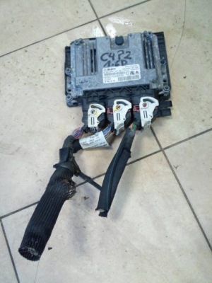 Блок керування двигуна citroen c4 peugeot 308 oryg. фото №1