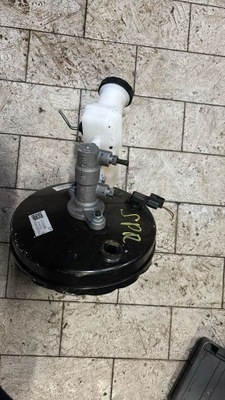 Усилитель тормозов насос тормозная dacia spring 472106568r фото №1