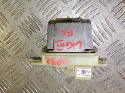 Резистор вентилятора вентилятор renault laguna iii lift оригинал delphi фото №1