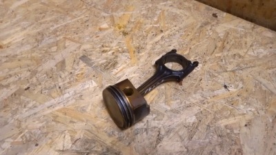 Skoda octavia i 1,8 20v turbo 02 r шатун фото №1