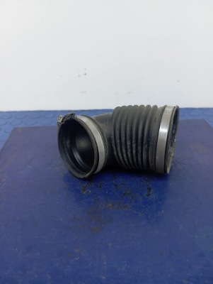 Bmw e81 e87 труба воздухозаборник воздуха 13717523631 фото №1