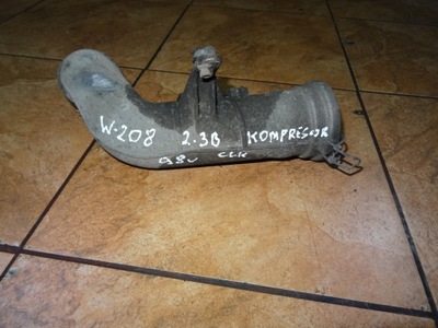 W208 clk 2.3 98' труба воздухозаборник воздуха 2025281308 фото №1