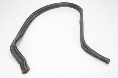 Maserati quattroporte v прокладка капот фото №1