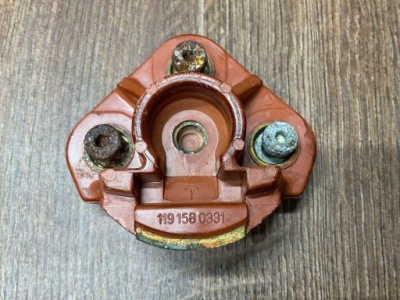 Контактний палець розподільника запалювання mercedes w124 w140 r129 1191580331 1234332422 фото №1