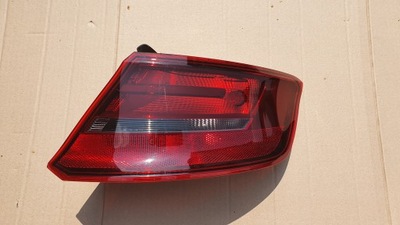 Audi a3 8v sportback - лампа задня права фото №1