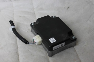 Модуль конвертер преобразователь напряжения тока toyota rav4 v 86210-42070 фото №1