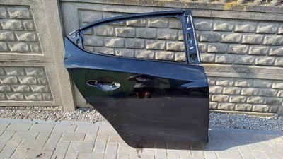 Mazda 3 13-18 bm hb дверь правое задняя задние фото №1