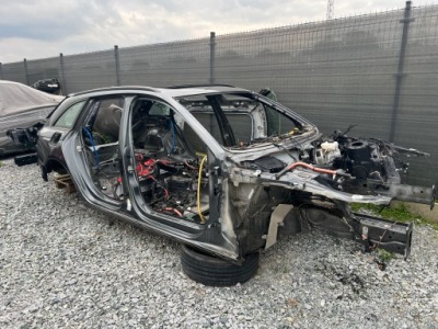 Чверть ліва права перед задня дах audi a4 b9 avant kombi quattro фото №1