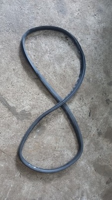 Прокладка двері лівий перед volvo v40 фото №1