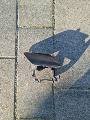 Audi a4 b9 8w0 заглушка распылителя фото №1