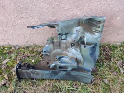 Seat ibiza 6j чверть перед права лонжерон lw5t фото №1