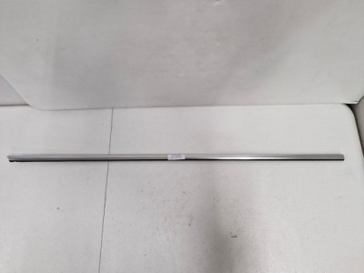 Skoda superb ii 2 молдинг уплотнитель правый перед хром фото №1