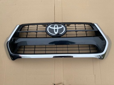 Решітка радіатора toyota hilux pod радар фото №1