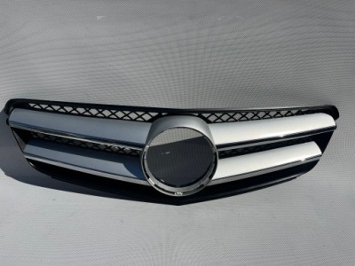 Mercedes c klasa 204 w204 a2048802083 amg решітка радіатора решітка радіатора фото №1