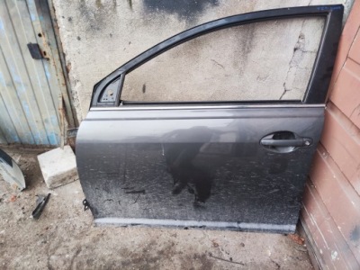 Toyota avensis t25 двері лівий перед передні повний kombi фото №1